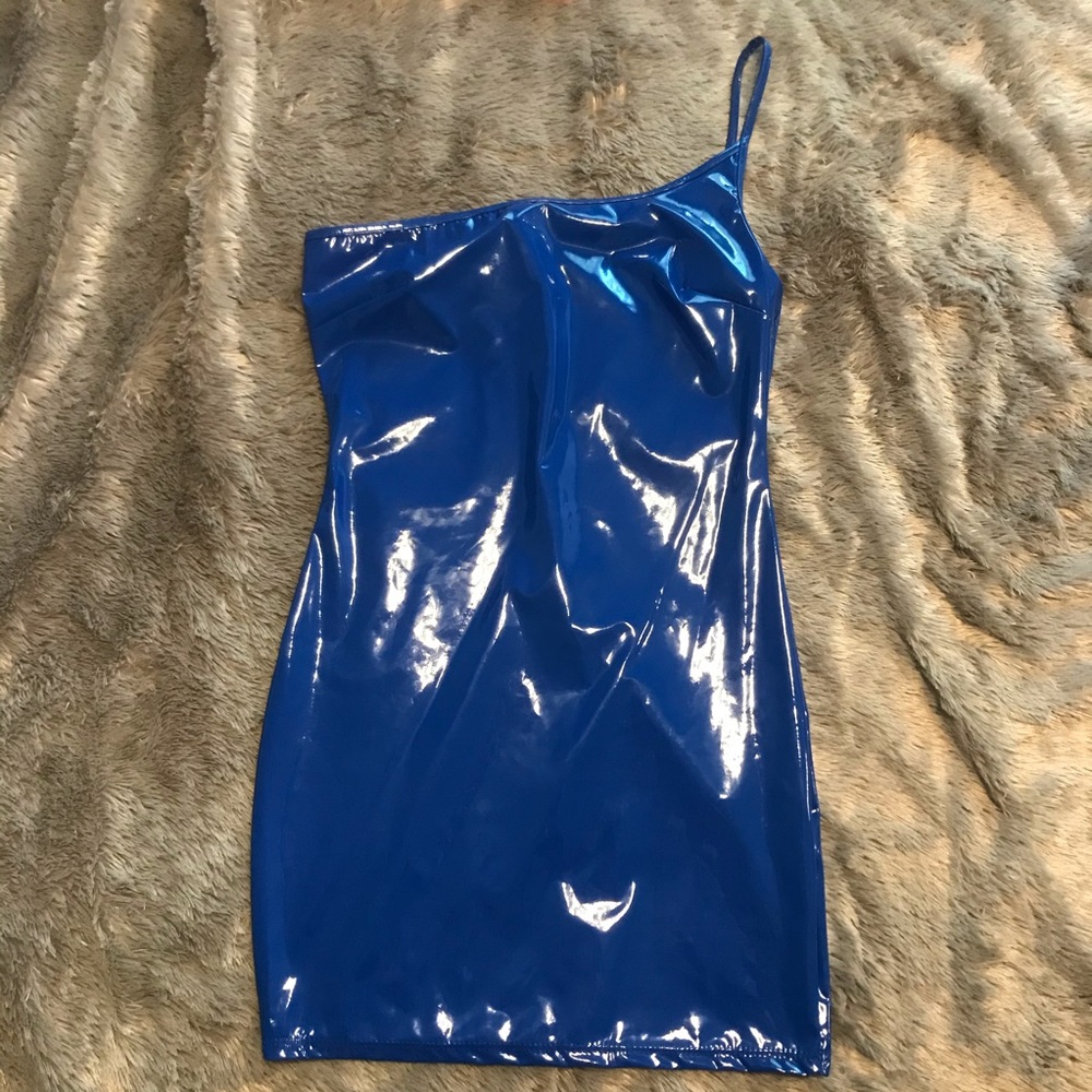 ****SOLD*******Bodycon Dress || FASHION NOVA 💙